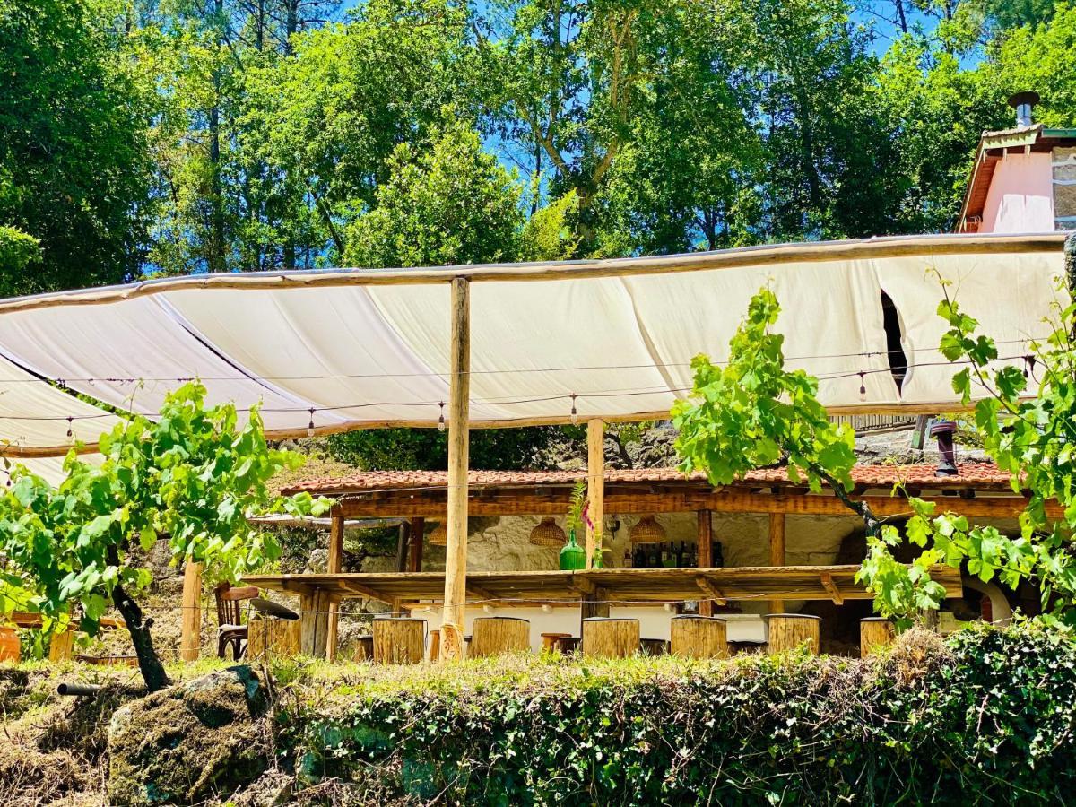 Land Of Deveza - Tiny Houses São Pedro do Sul Eksteriør bilde